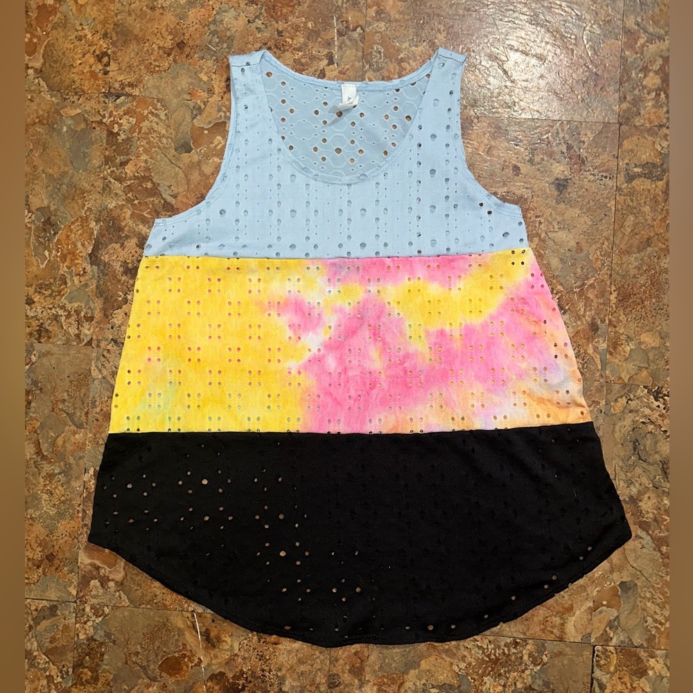 Acting Pro Women’s Colorblock Eyelet Tank Top Size Medium